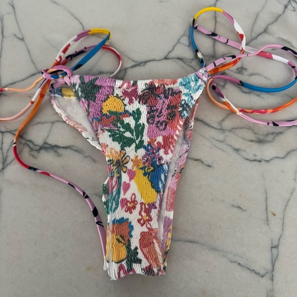 Cleonie Bikini Bottom Goddess M/L B2108 - Picture 3 of 5